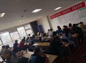 רת�����˿� vs ���װࣺ��